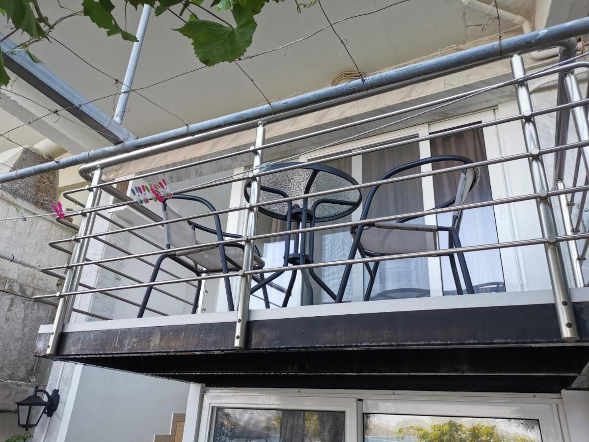 Villa Tasos Néa Péramos Exterior foto
